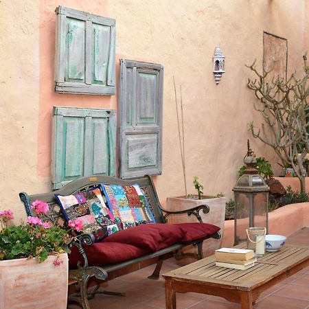 La Casa Caldera Pensionat Femés Exteriör bild