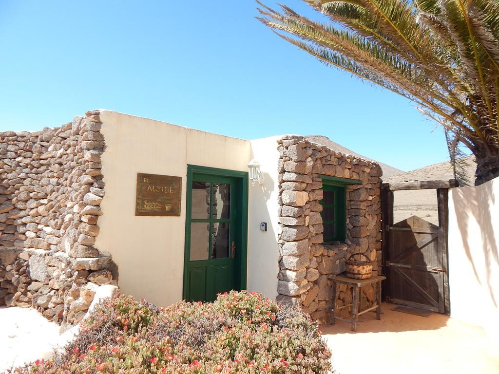 La Casa Caldera Pensionat Femés Exteriör bild