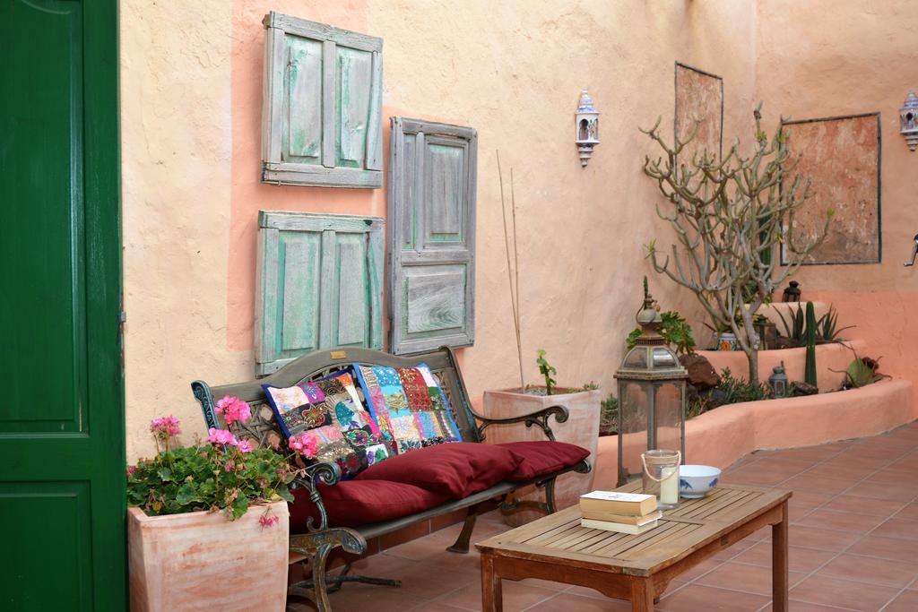 La Casa Caldera Pensionat Femés Exteriör bild